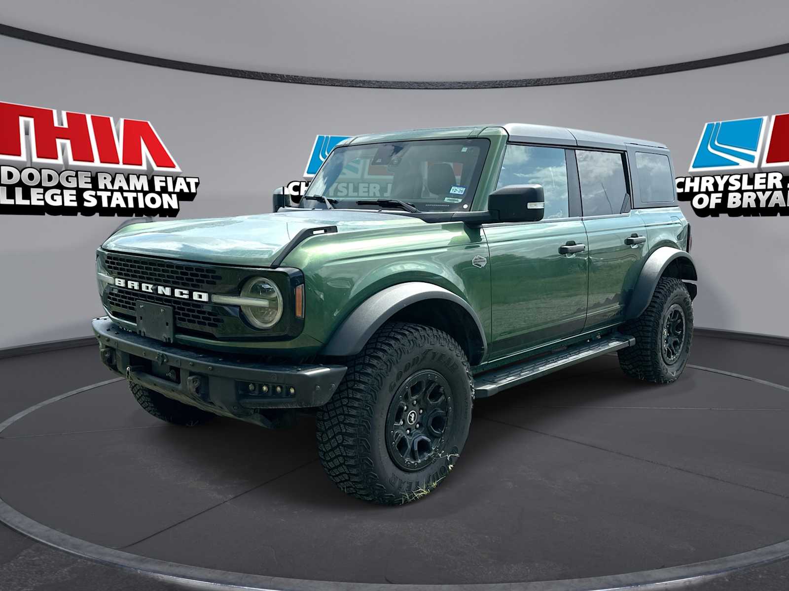 Thumbnail: 2022 Ford Bronco - 1