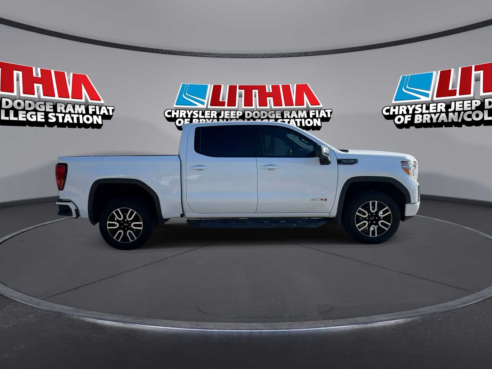 Thumbnail: 2021 GMC Sierra 1500 - 9