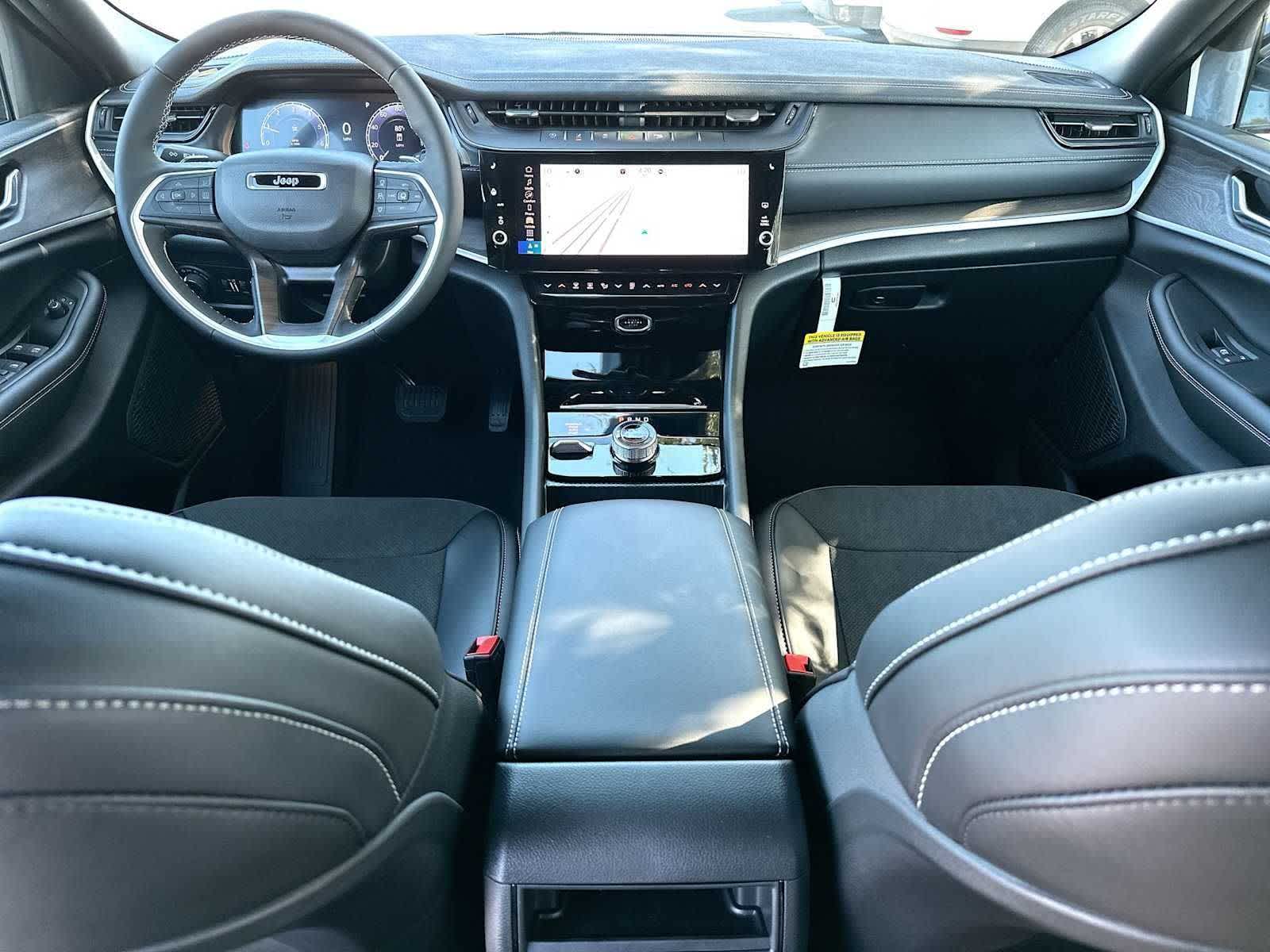 Thumbnail: 2026 Jeep Grand Cherokee - 25