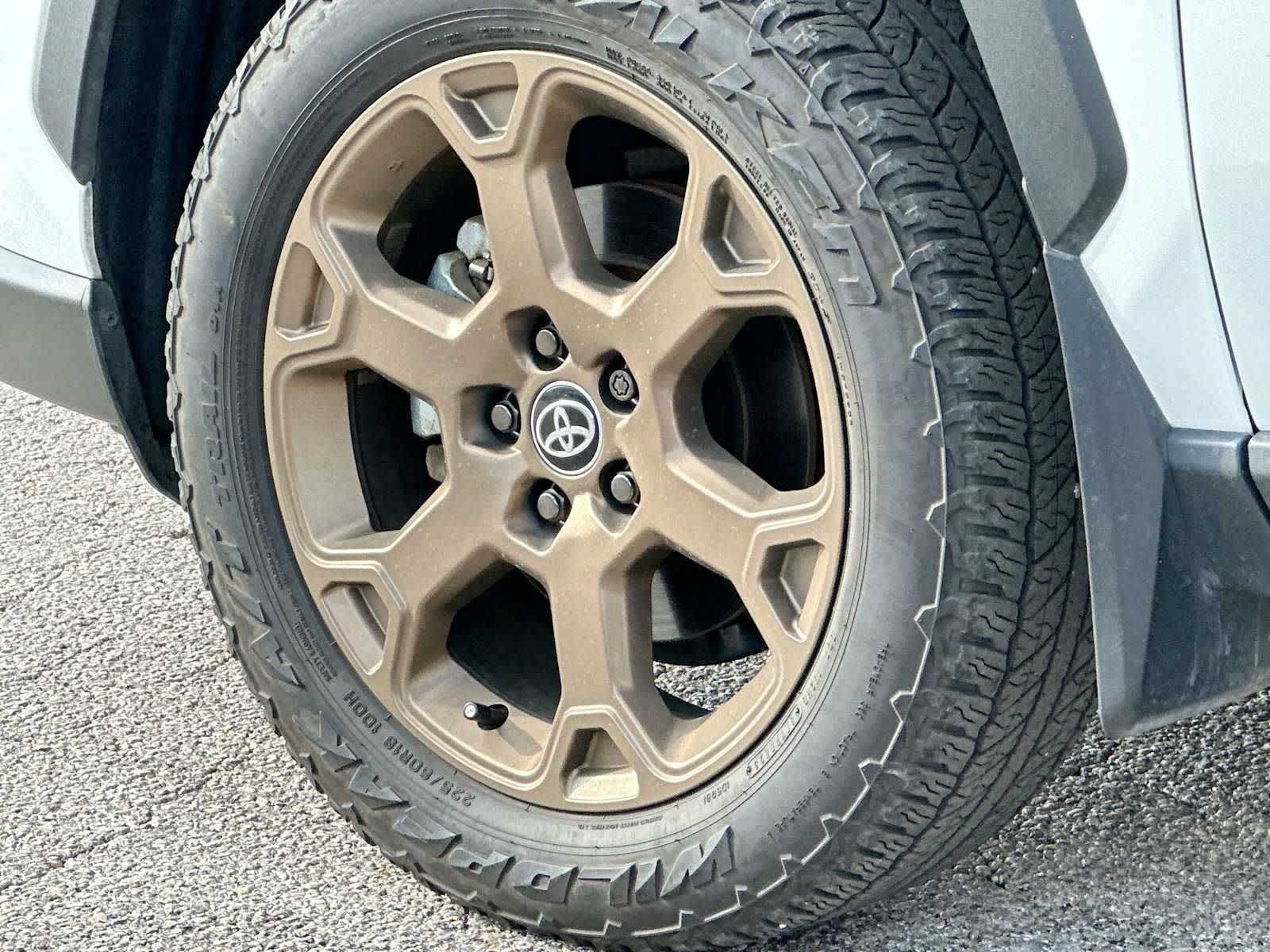 Thumbnail: 2023 Toyota RAV4 - 11