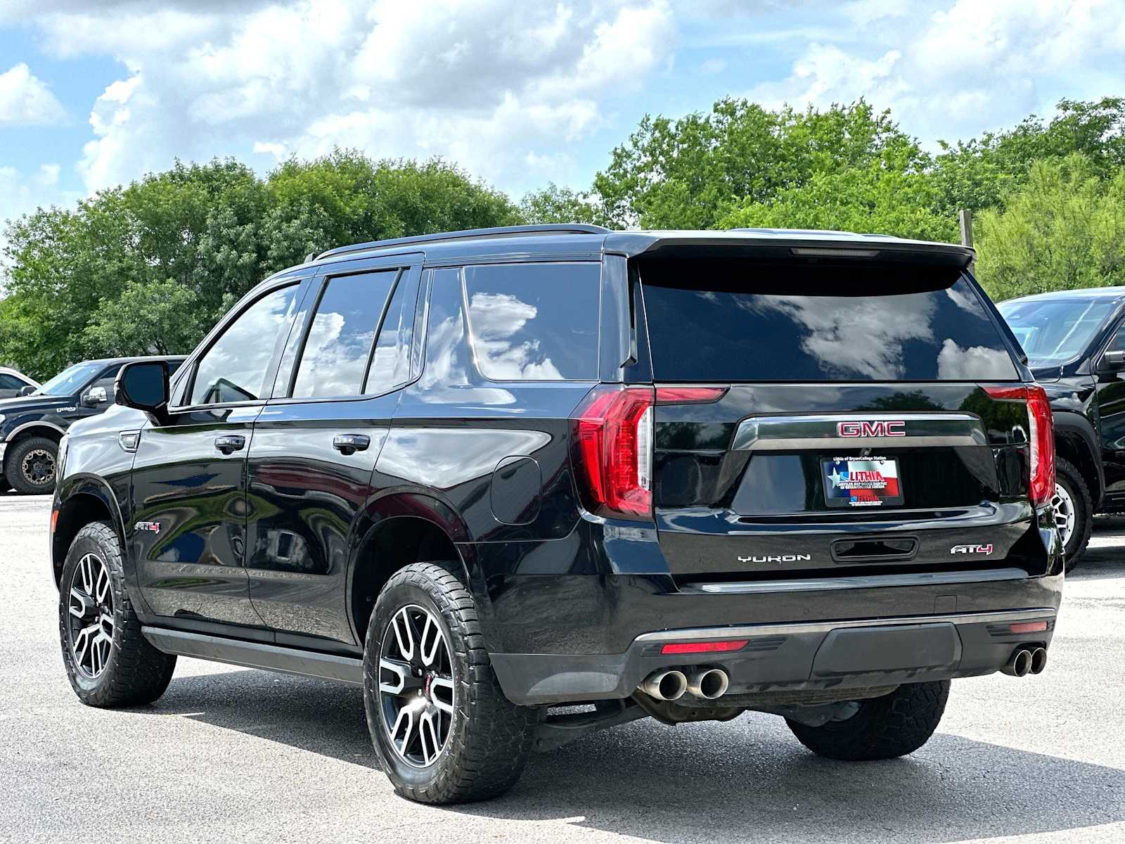 Thumbnail: 2023 GMC Yukon - 13