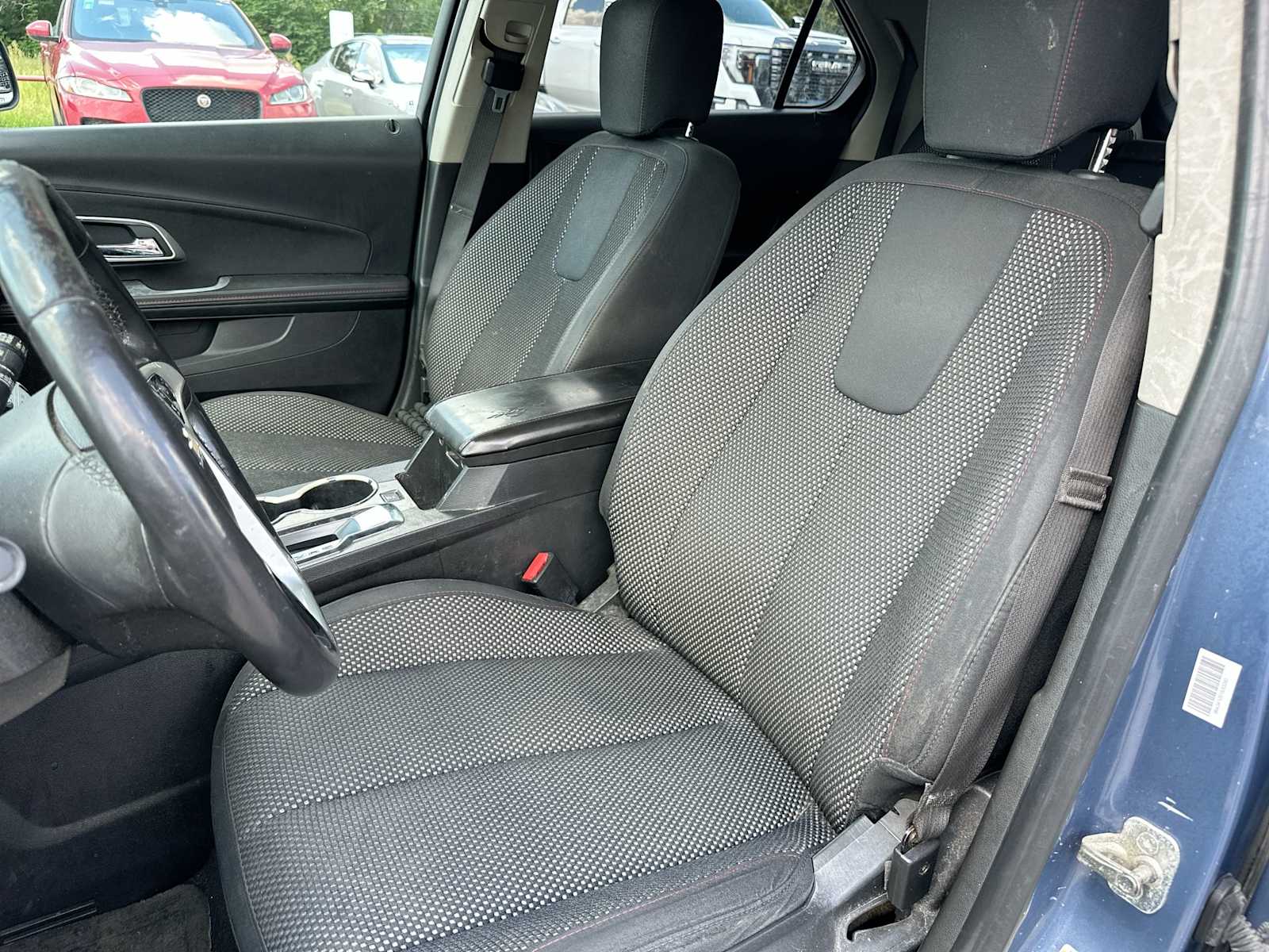 Thumbnail: 2012 Chevrolet Equinox - 17