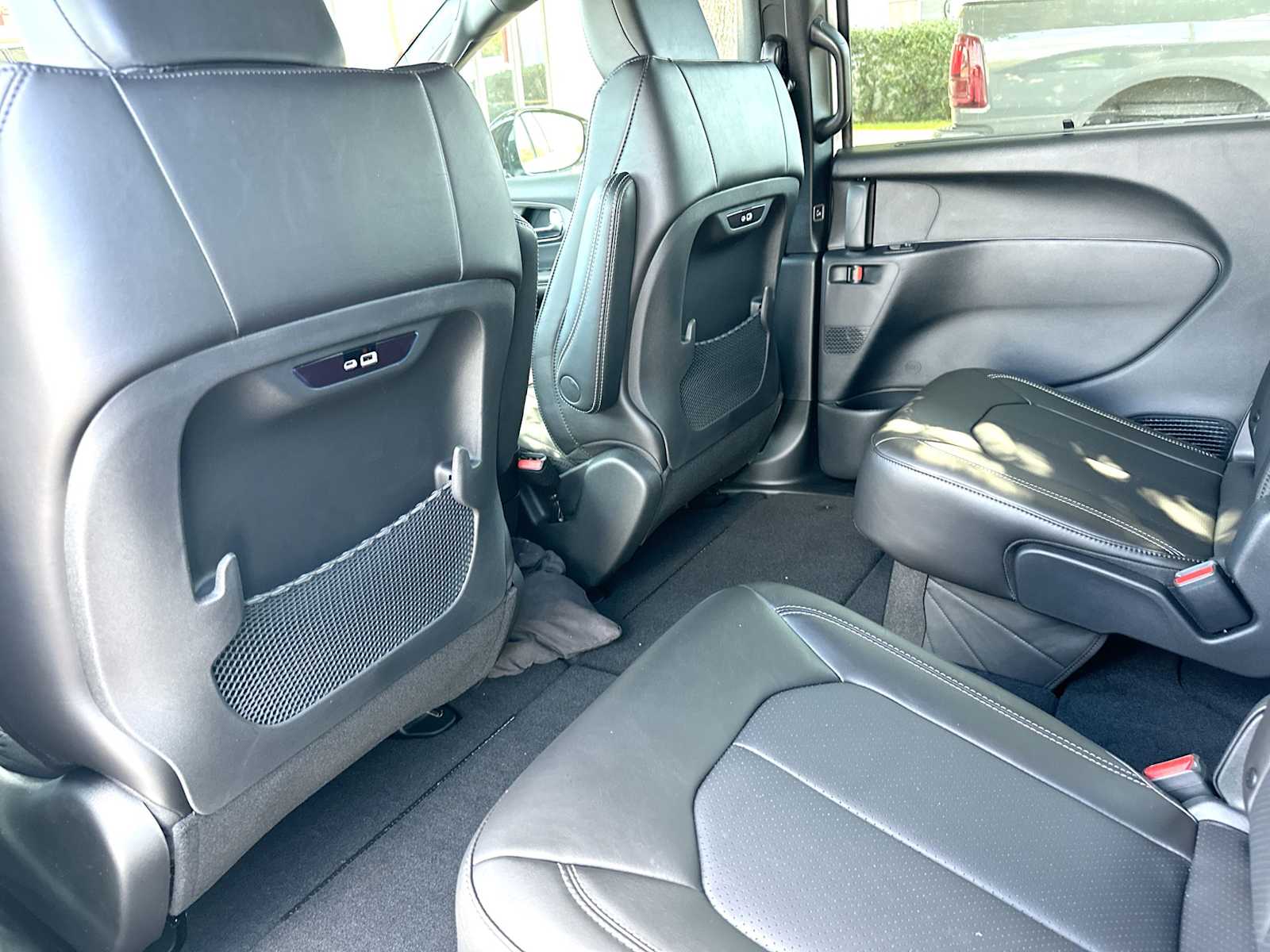 Thumbnail: 2026 Chrysler Pacifica - 24