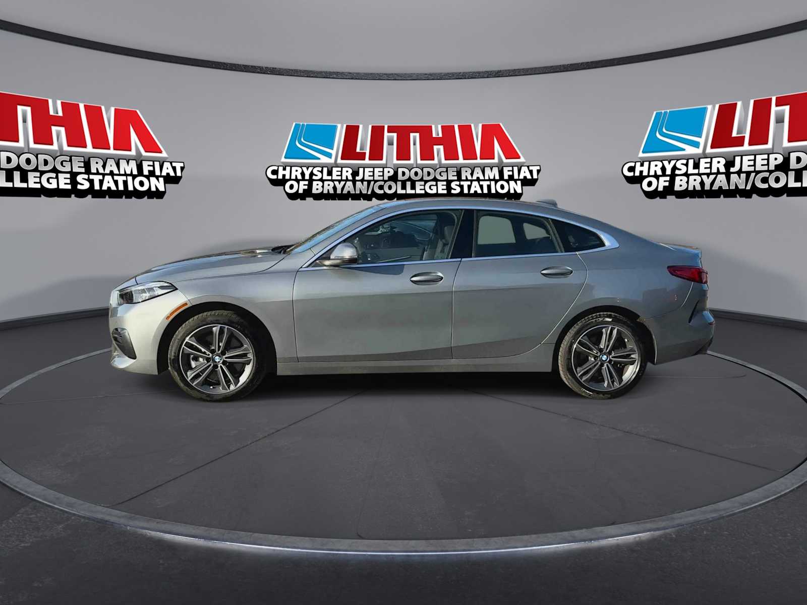 Thumbnail: 2024 BMW 2 Series - 5