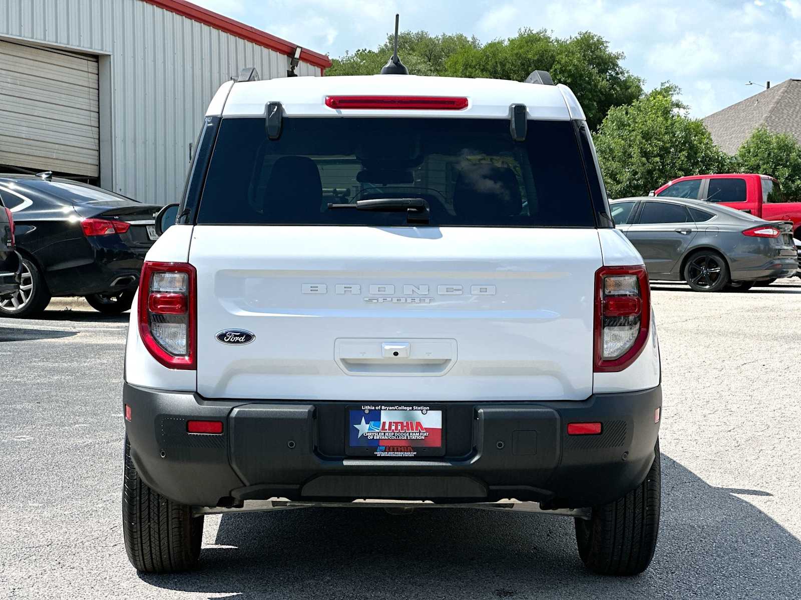 Thumbnail: 2025 Ford Bronco Sport - 14