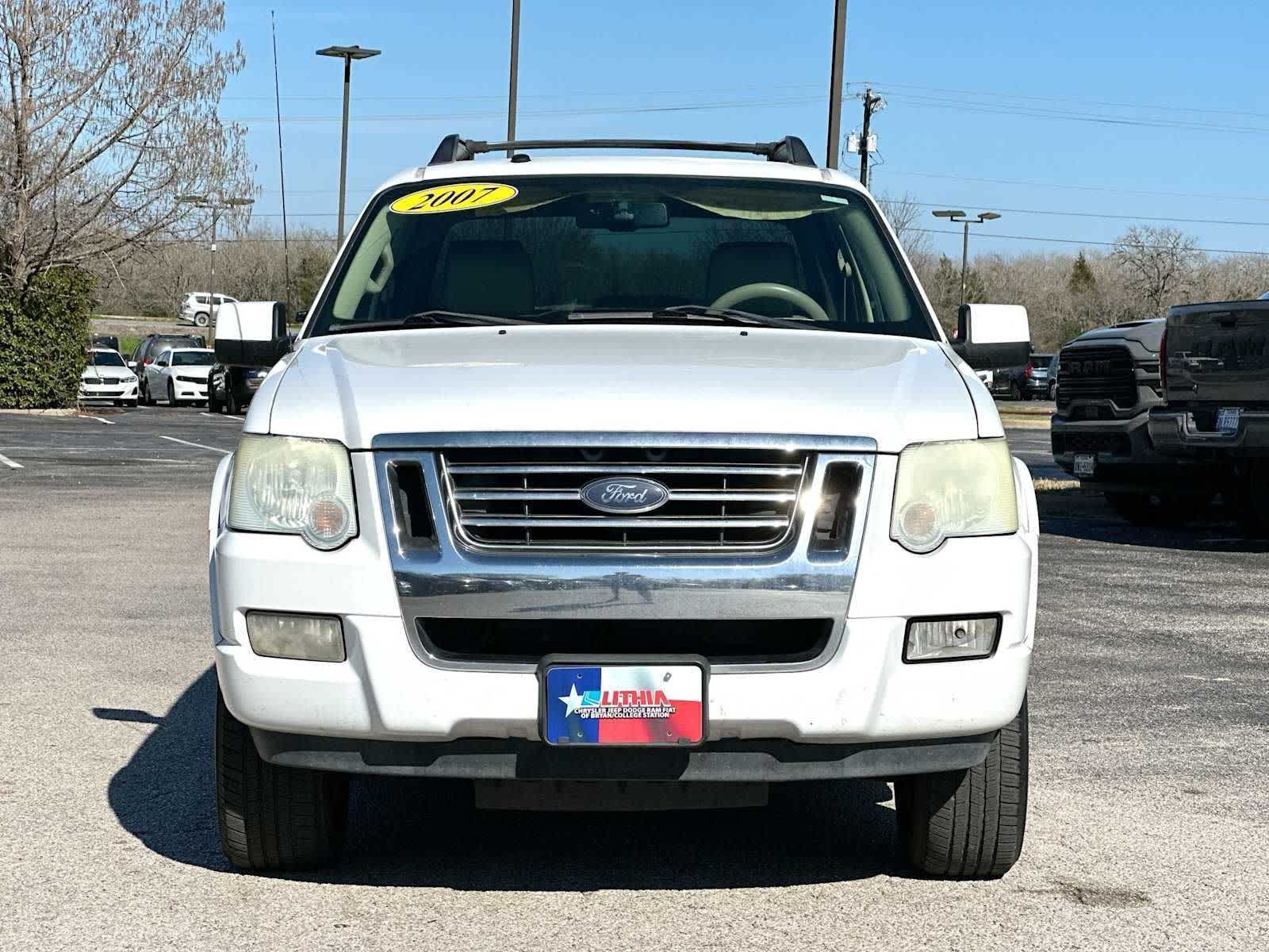 Thumbnail: 2007 Ford Explorer Sport Trac - 10