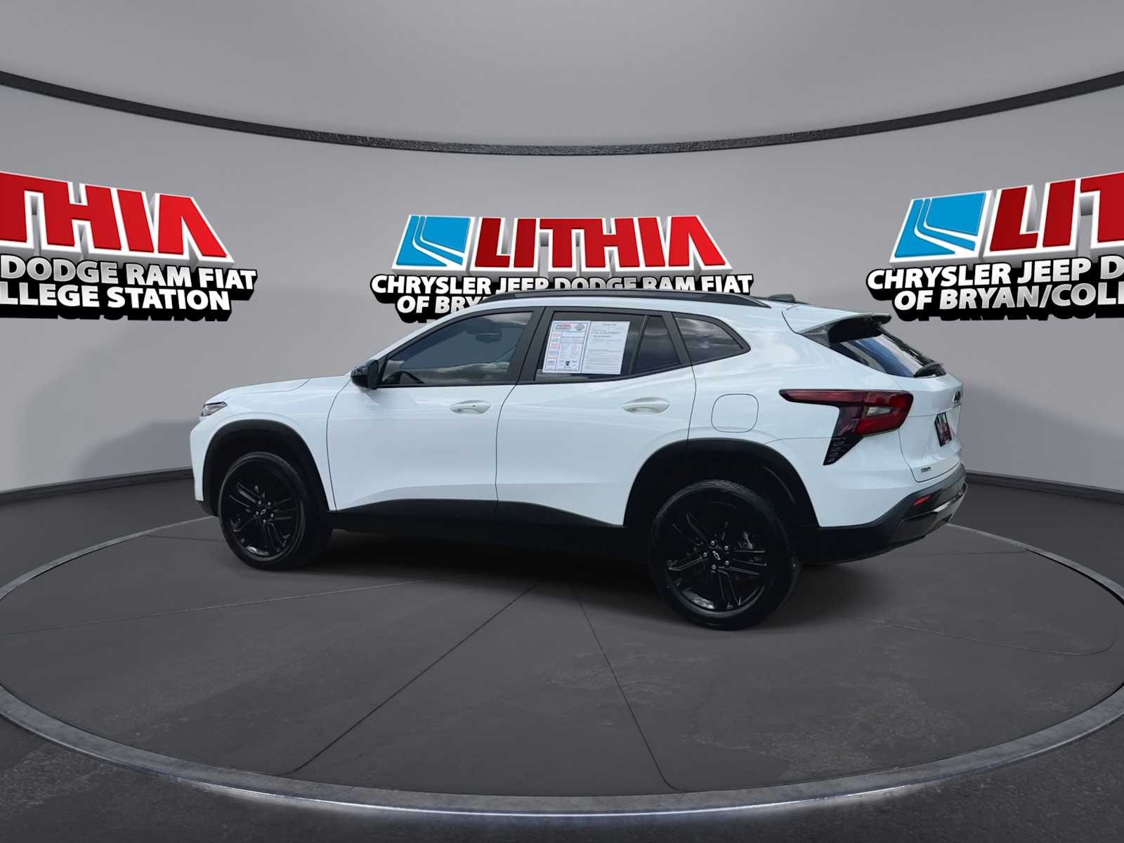 Thumbnail: 2025 Chevrolet Trax - 6