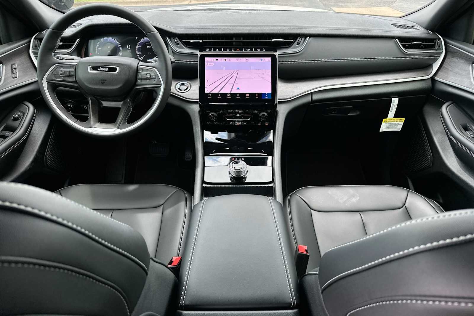 Thumbnail: 2025 Jeep Grand Cherokee - 25