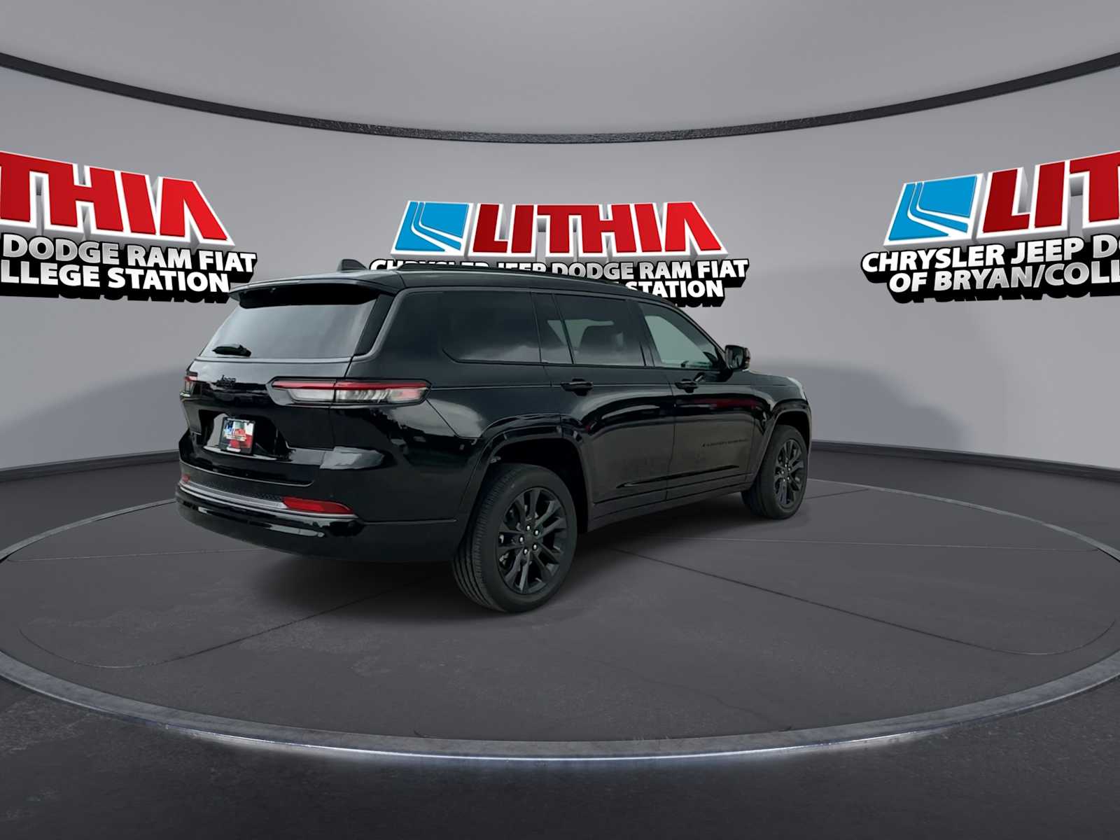 Thumbnail: 2026 Jeep Grand Cherokee - 8
