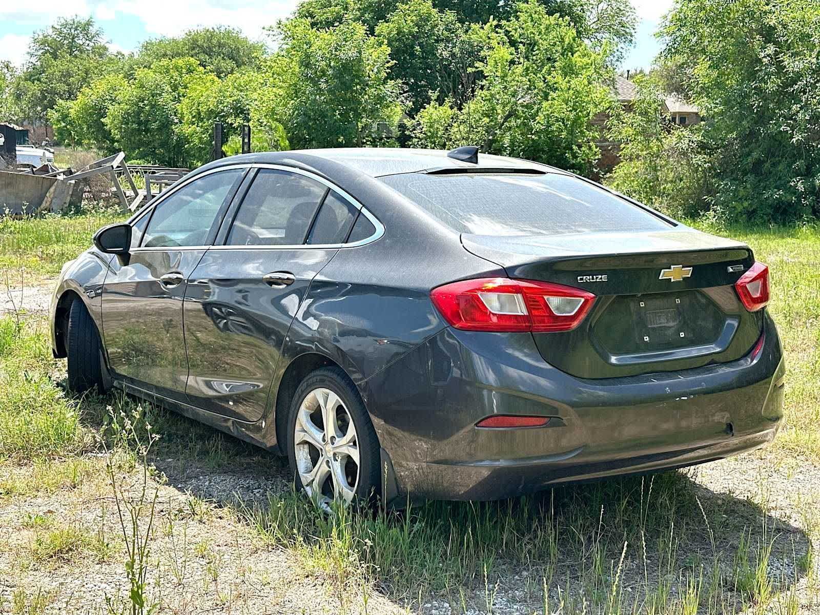 Thumbnail: 2016 Chevrolet Cruze - 3