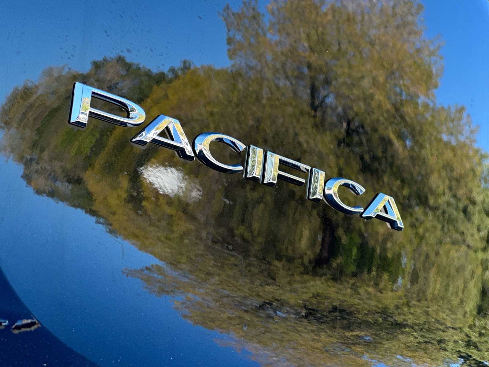 Thumbnail: 2026 Chrysler Pacifica - 15