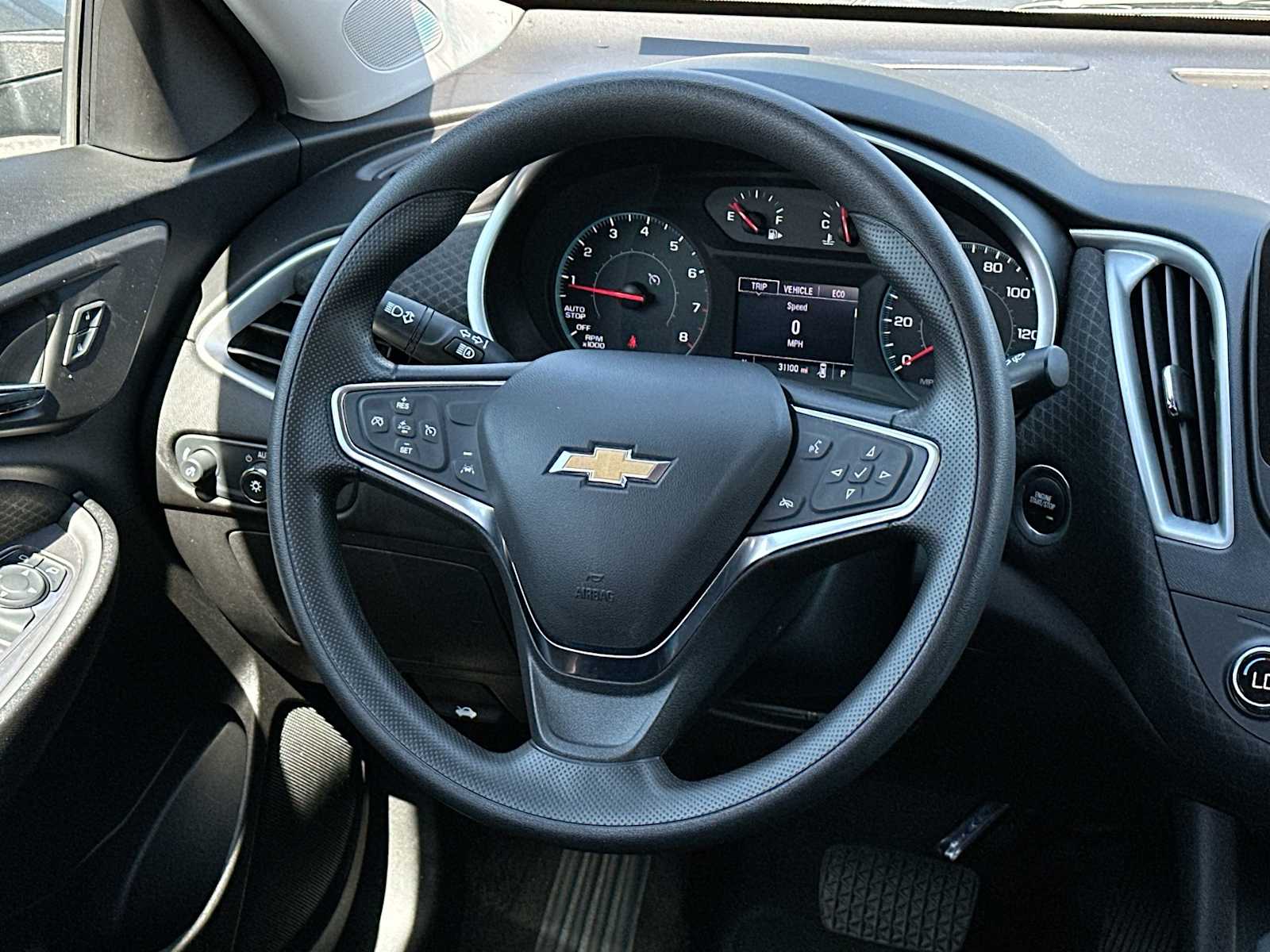 Thumbnail: 2025 Chevrolet Malibu - 27