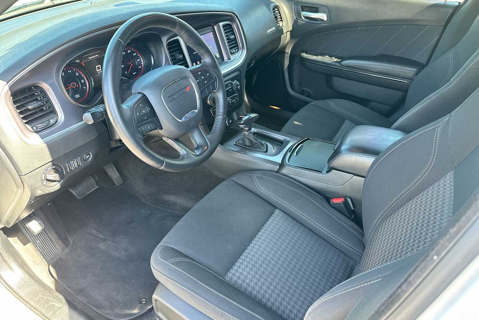 Thumbnail: 2019 Dodge Charger - 18