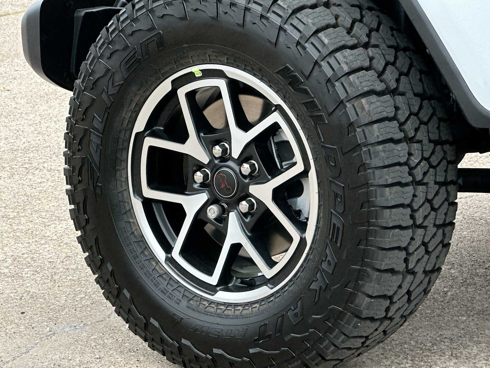 Thumbnail: 2025 Jeep Gladiator - 11