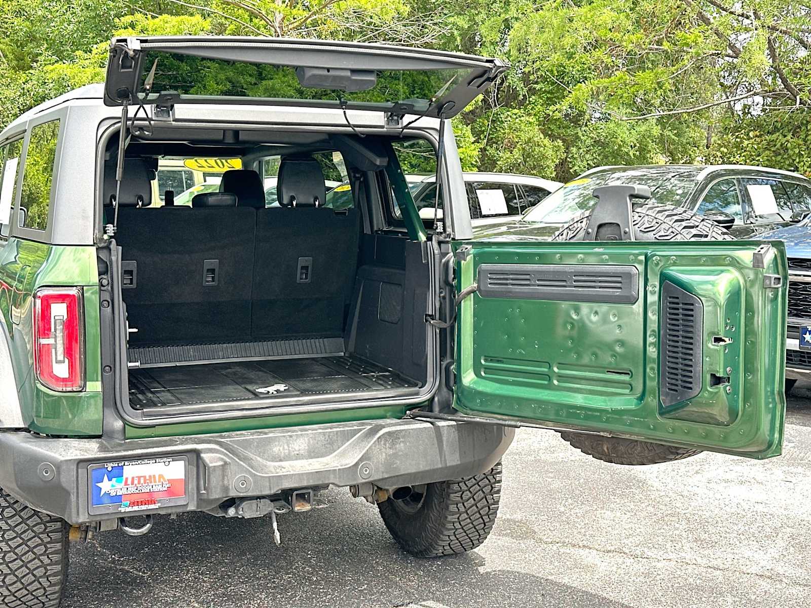 Thumbnail: 2022 Ford Bronco - 28