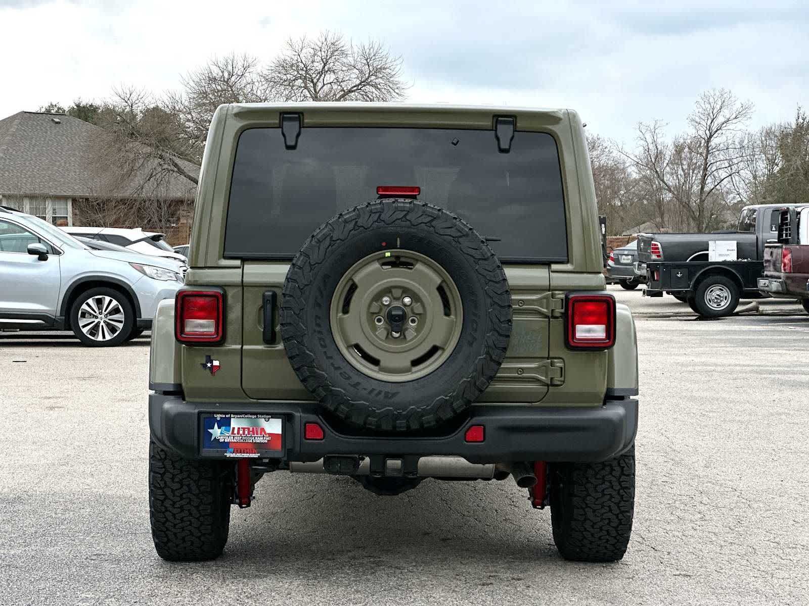 Thumbnail: 2026 Jeep Wrangler - 14