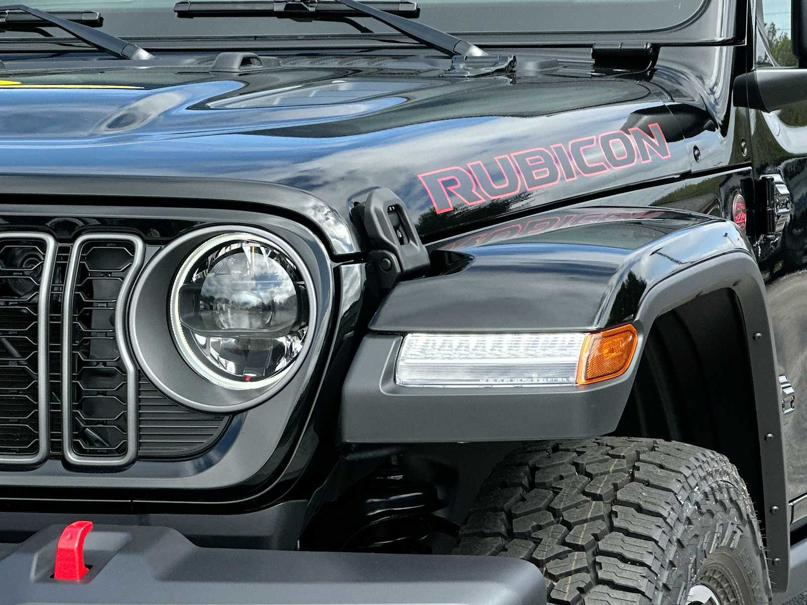 Thumbnail: 2025 Jeep Gladiator - 16