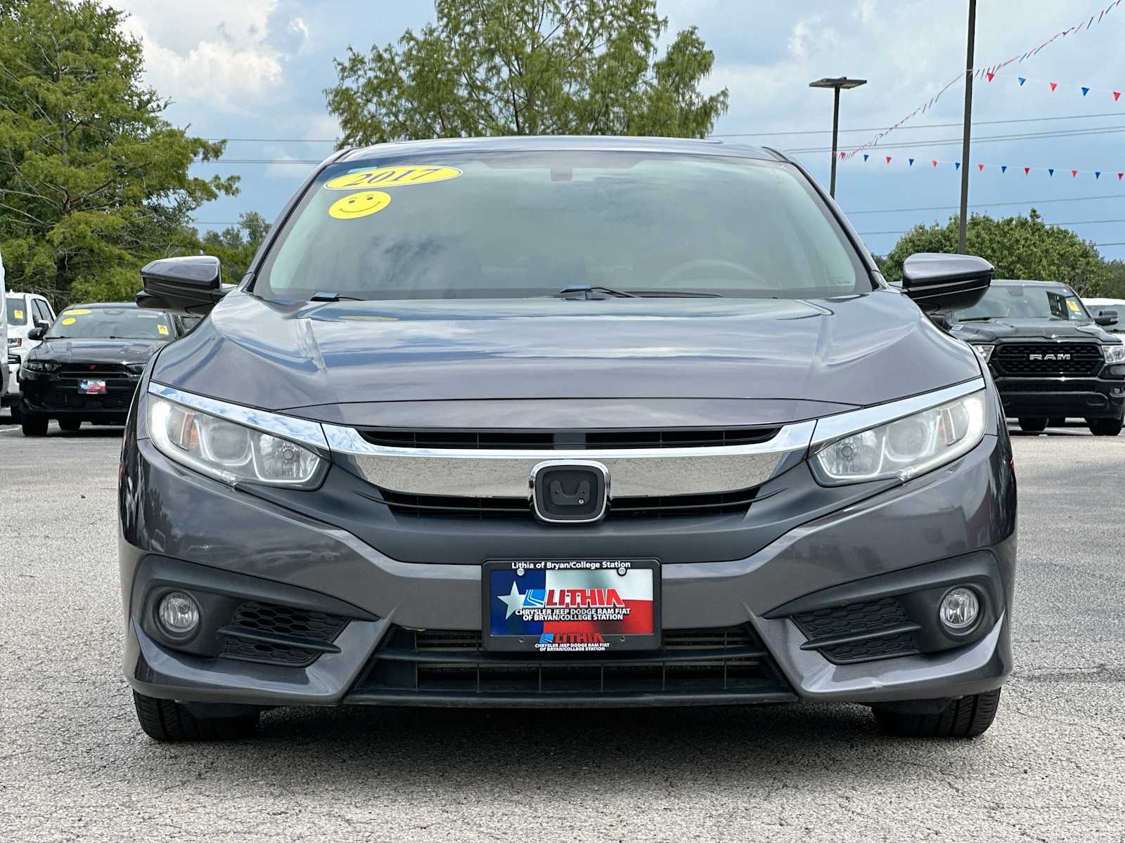 Thumbnail: 2017 Honda Civic - 10