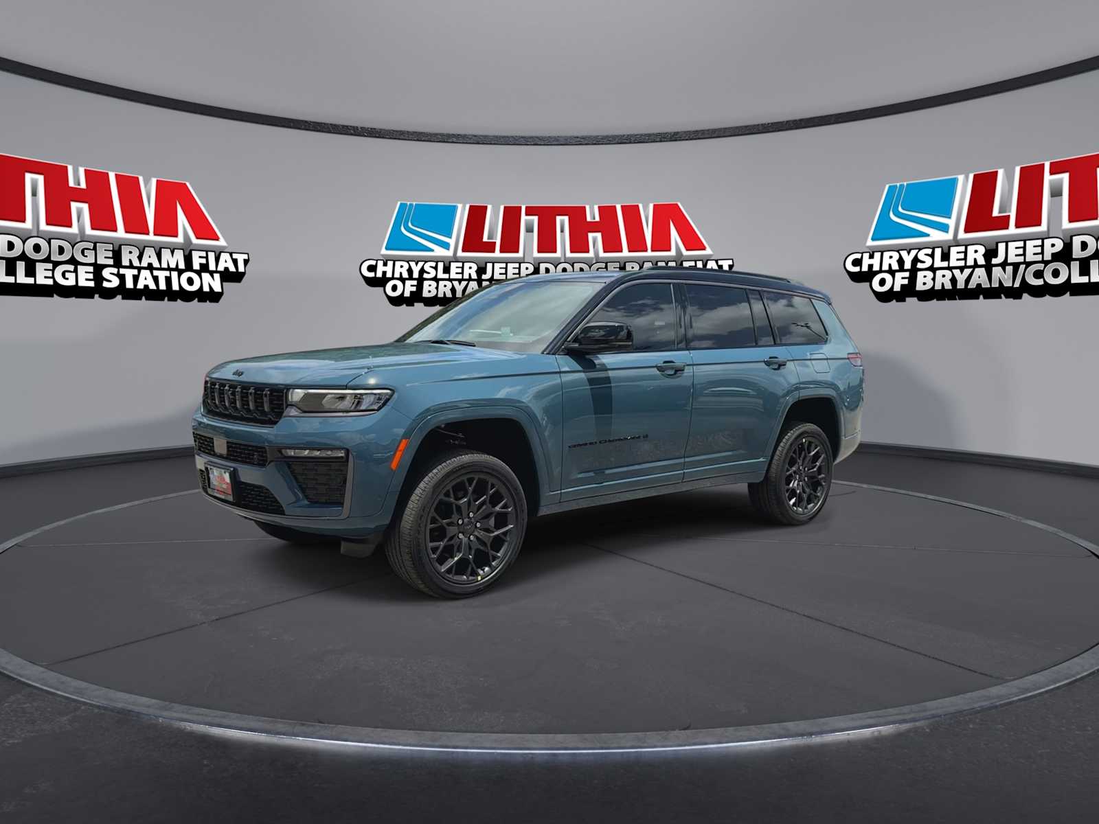 Thumbnail: 2026 Jeep Grand Cherokee - 4