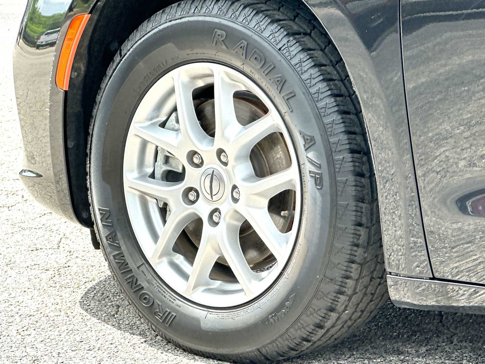 Thumbnail: 2023 Chrysler Pacifica - 11