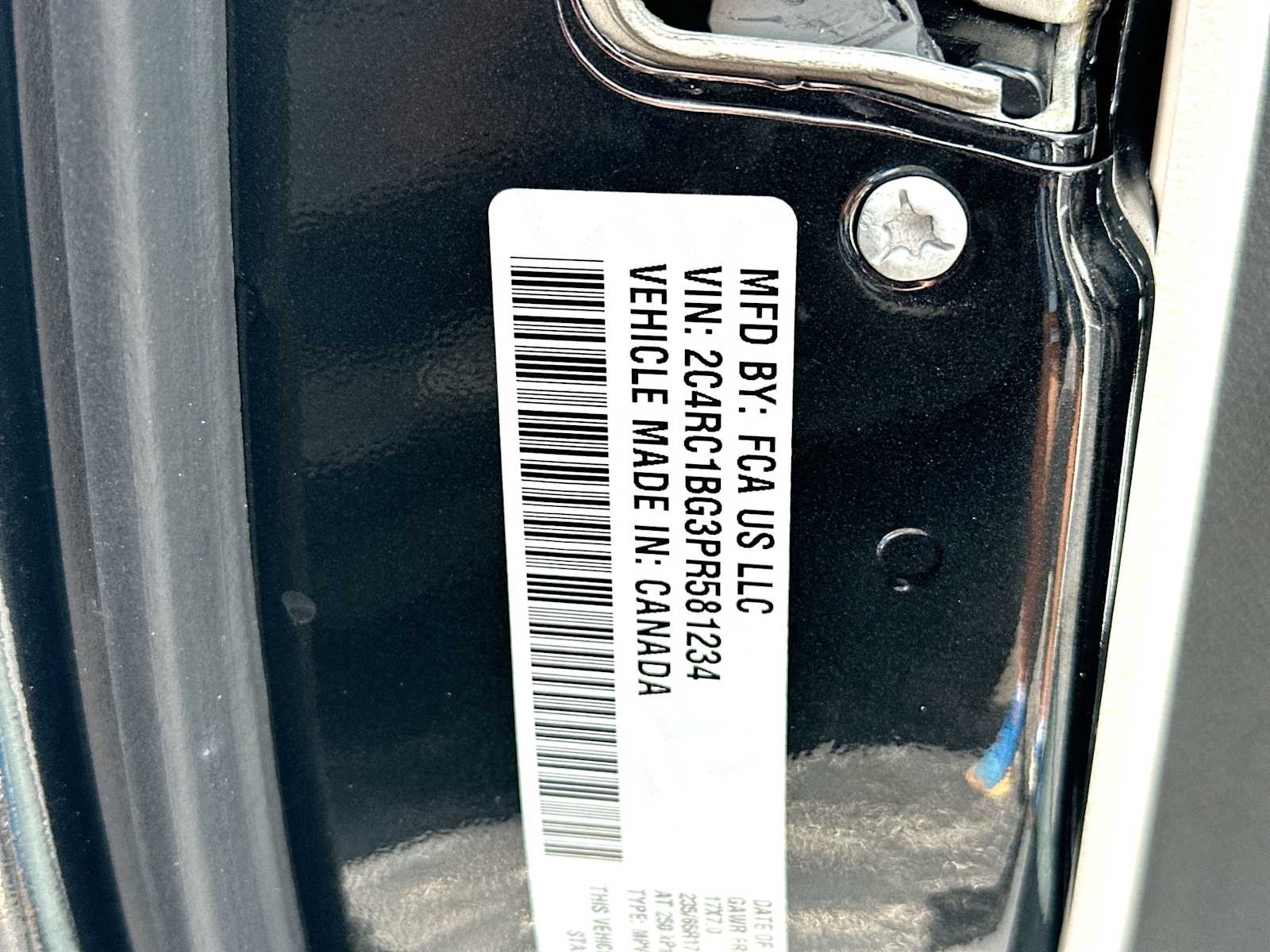 Thumbnail: 2023 Chrysler Pacifica - 22