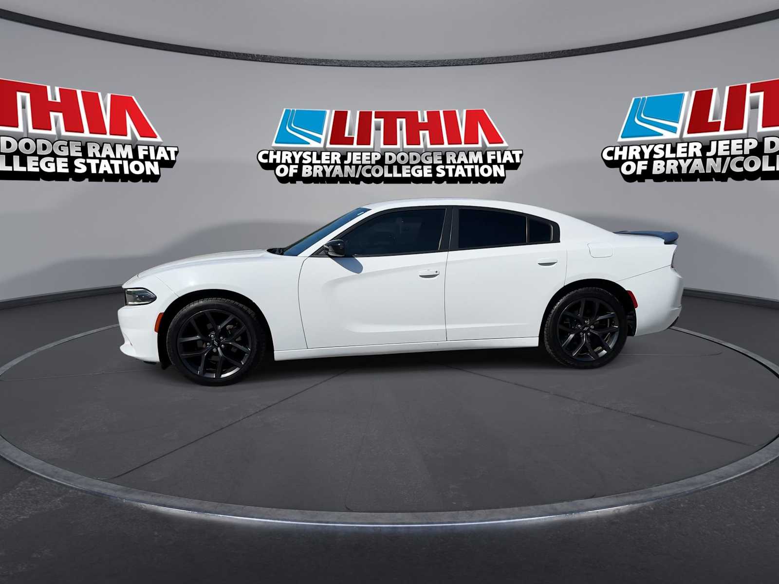 Thumbnail: 2019 Dodge Charger - 5