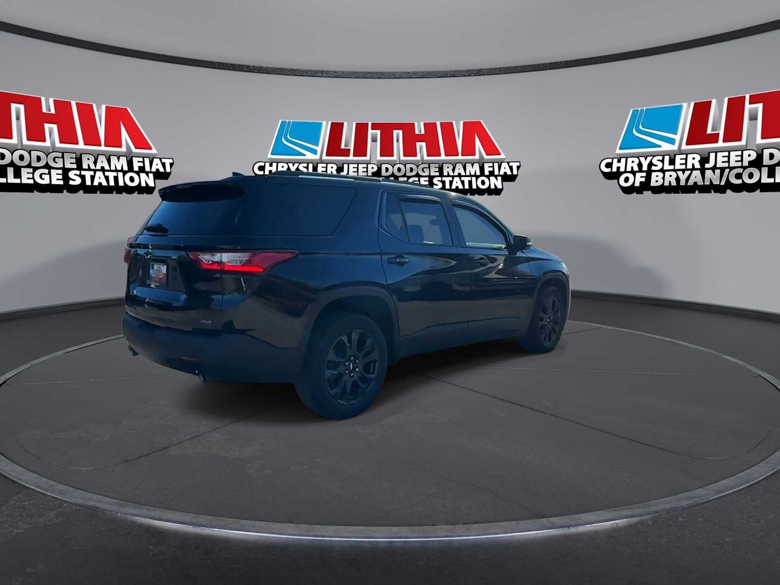 Thumbnail: 2021 Chevrolet Traverse - 8