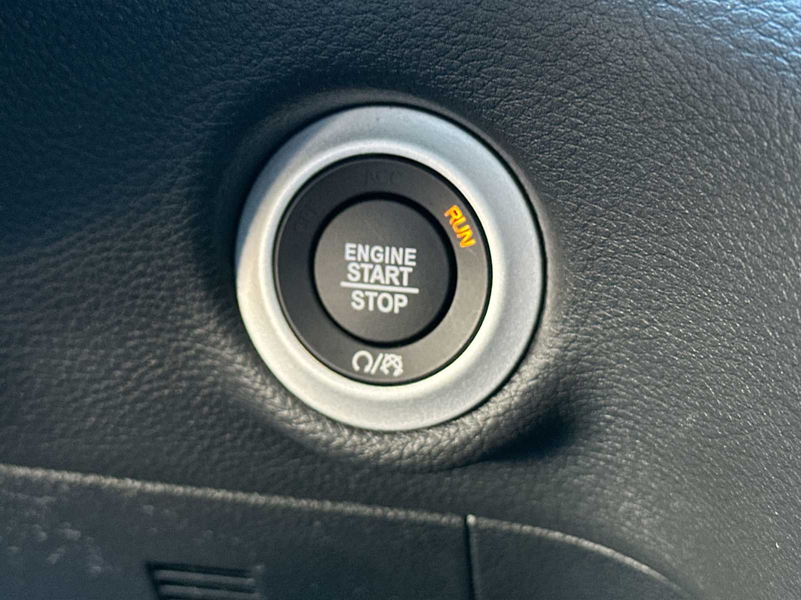 Thumbnail: 2026 Chrysler Pacifica - 28