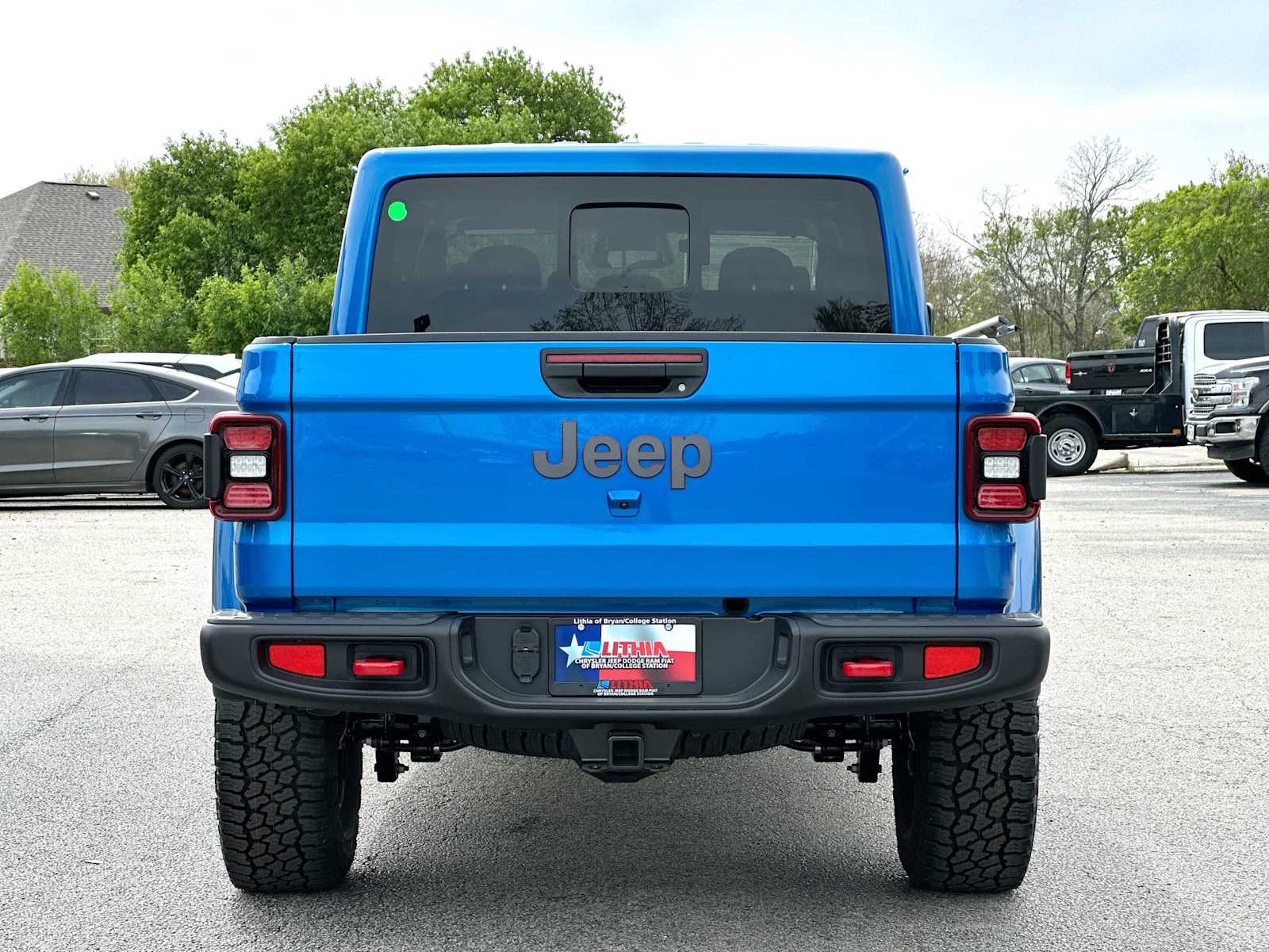 Thumbnail: 2026 Jeep Gladiator - 14