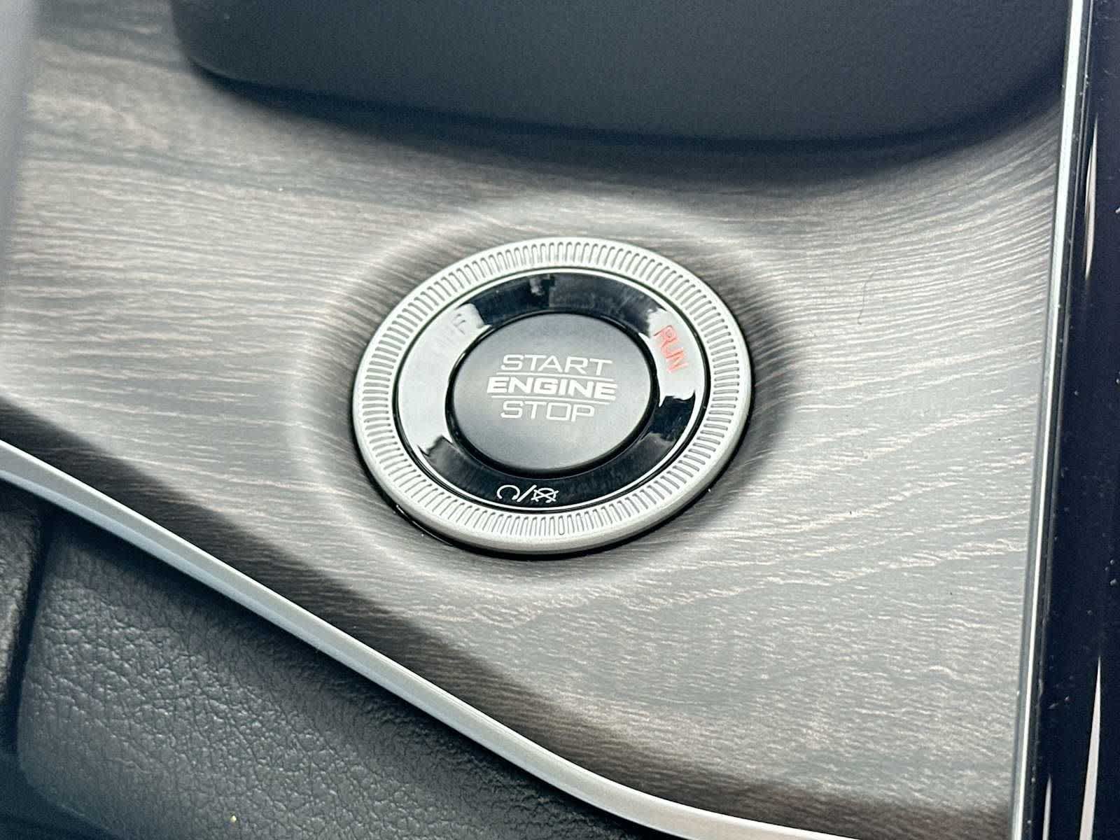 Thumbnail: 2025 Jeep Grand Cherokee - 29