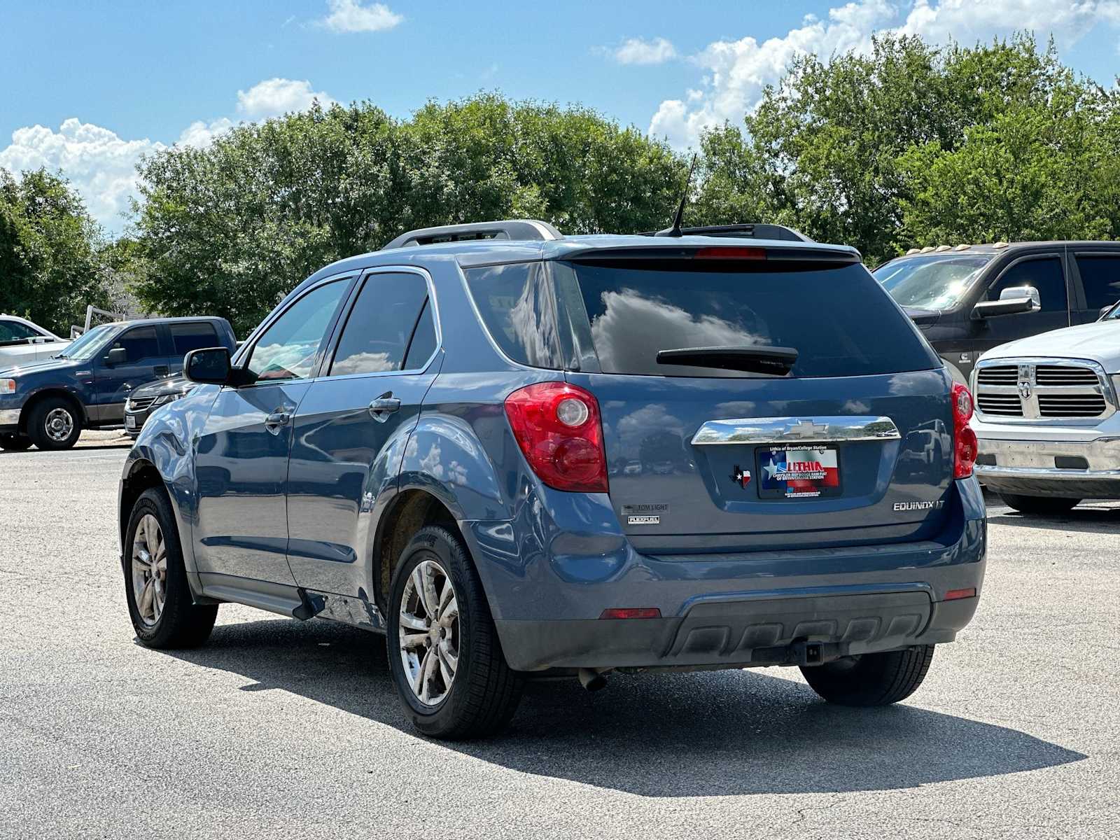 Thumbnail: 2012 Chevrolet Equinox - 13
