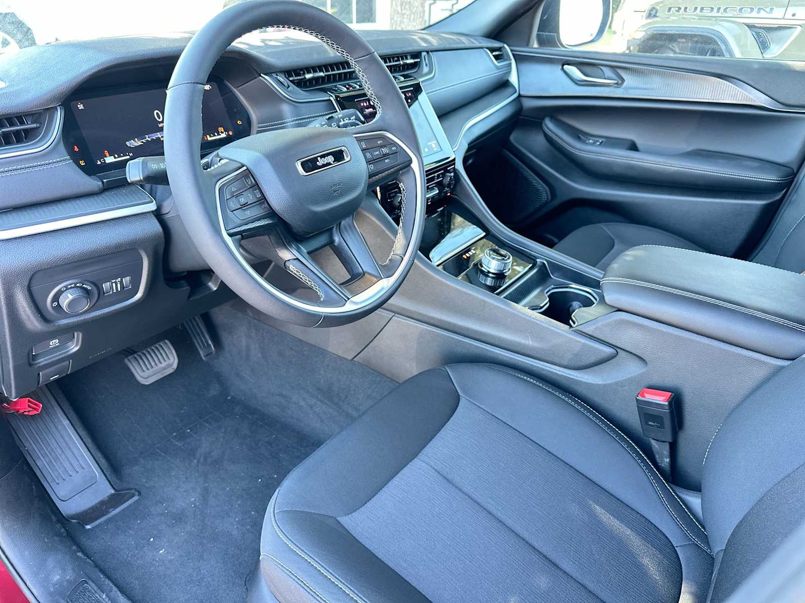 Thumbnail: 2025 Jeep Grand Cherokee L - 18