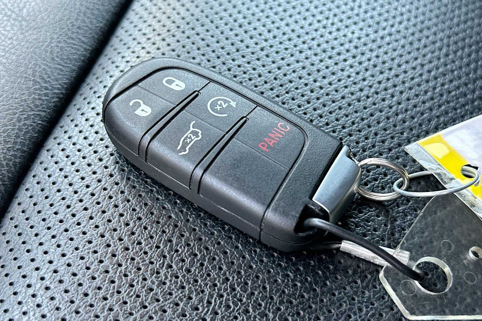 Thumbnail: 2023 Jeep Compass - 29