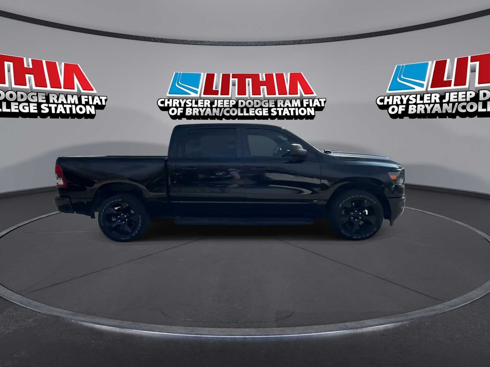 Thumbnail: 2024 RAM 1500 - 9