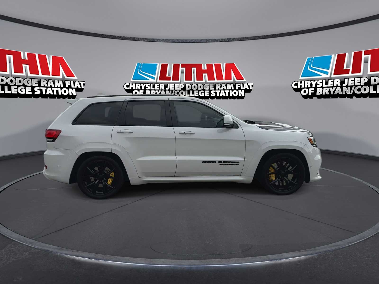 Thumbnail: 2018 Jeep Grand Cherokee - 9