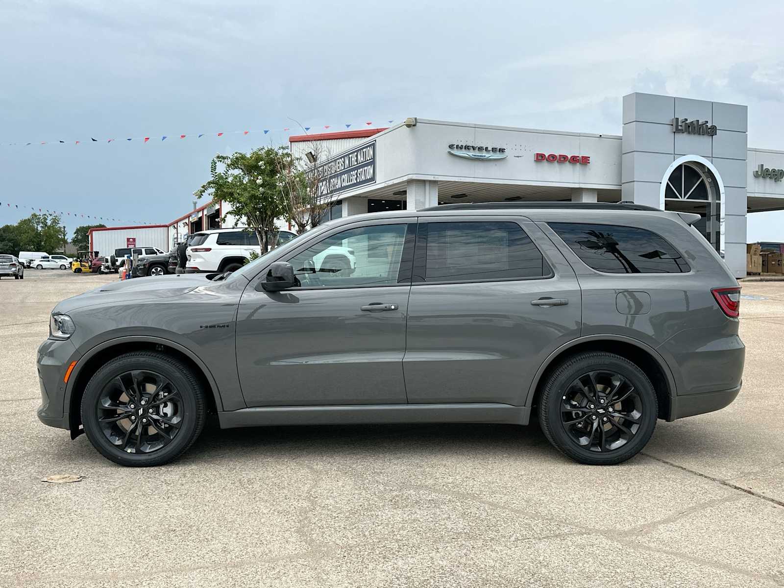 Thumbnail: 2025 Dodge Durango - 12