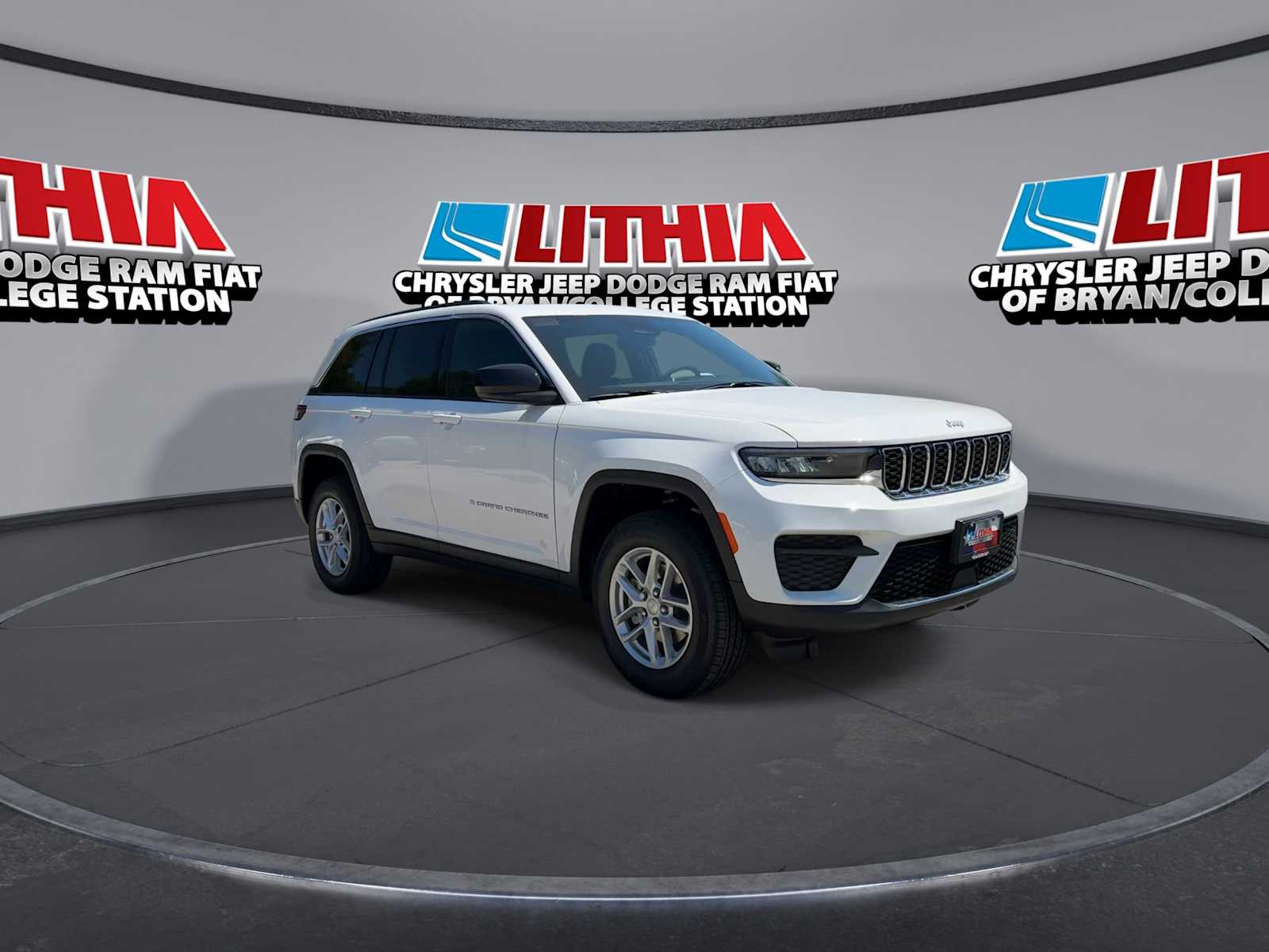 Thumbnail: 2025 Jeep Grand Cherokee - 2