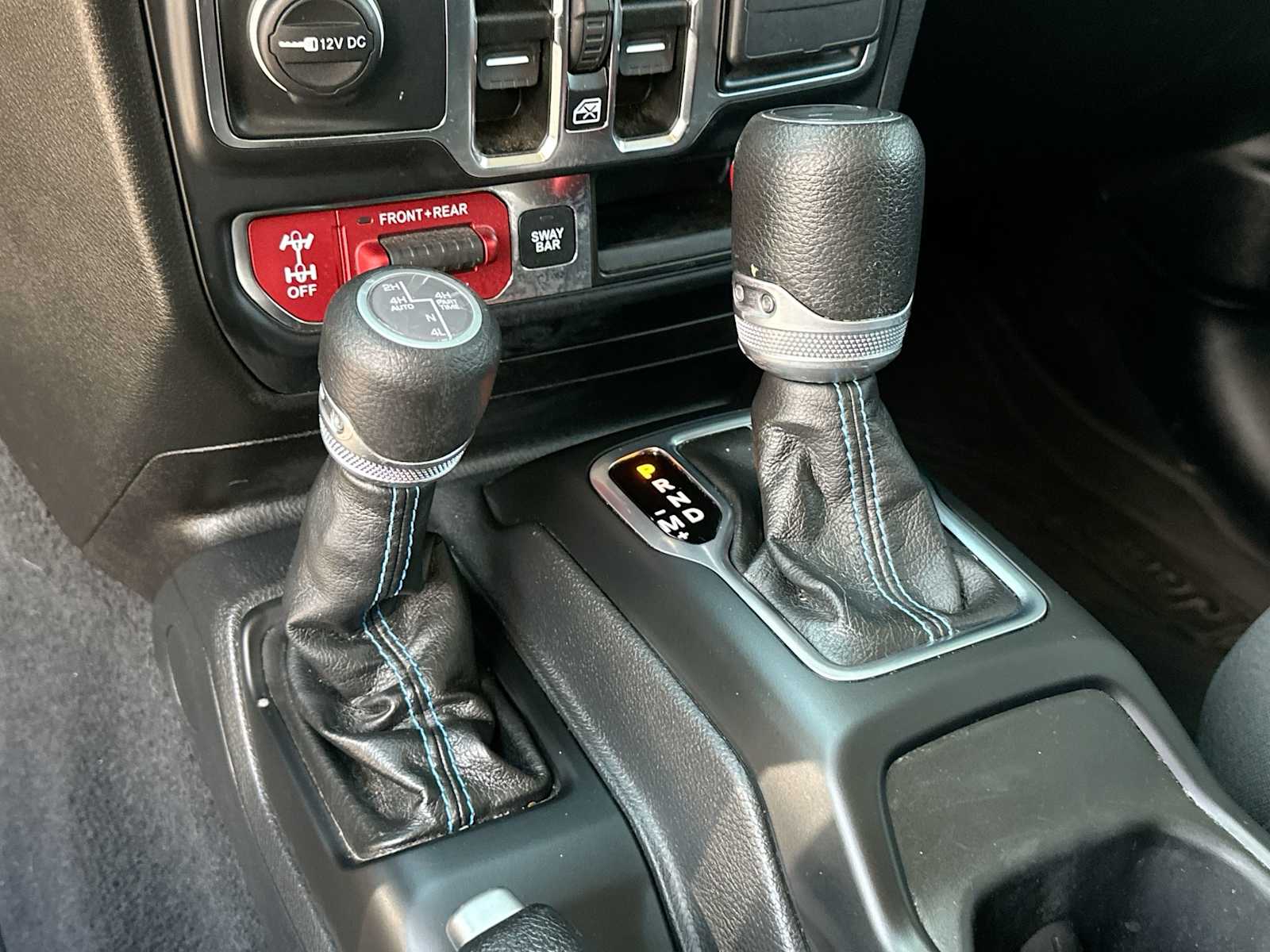 Thumbnail: 2023 Jeep Wrangler - 21