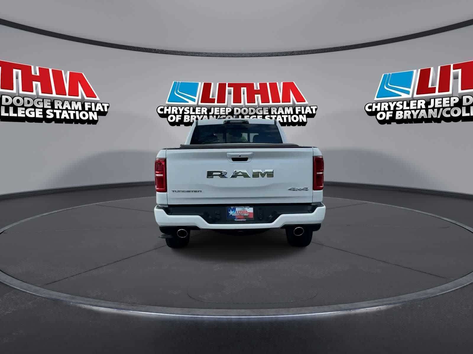 Thumbnail: 2026 RAM 1500 - 7