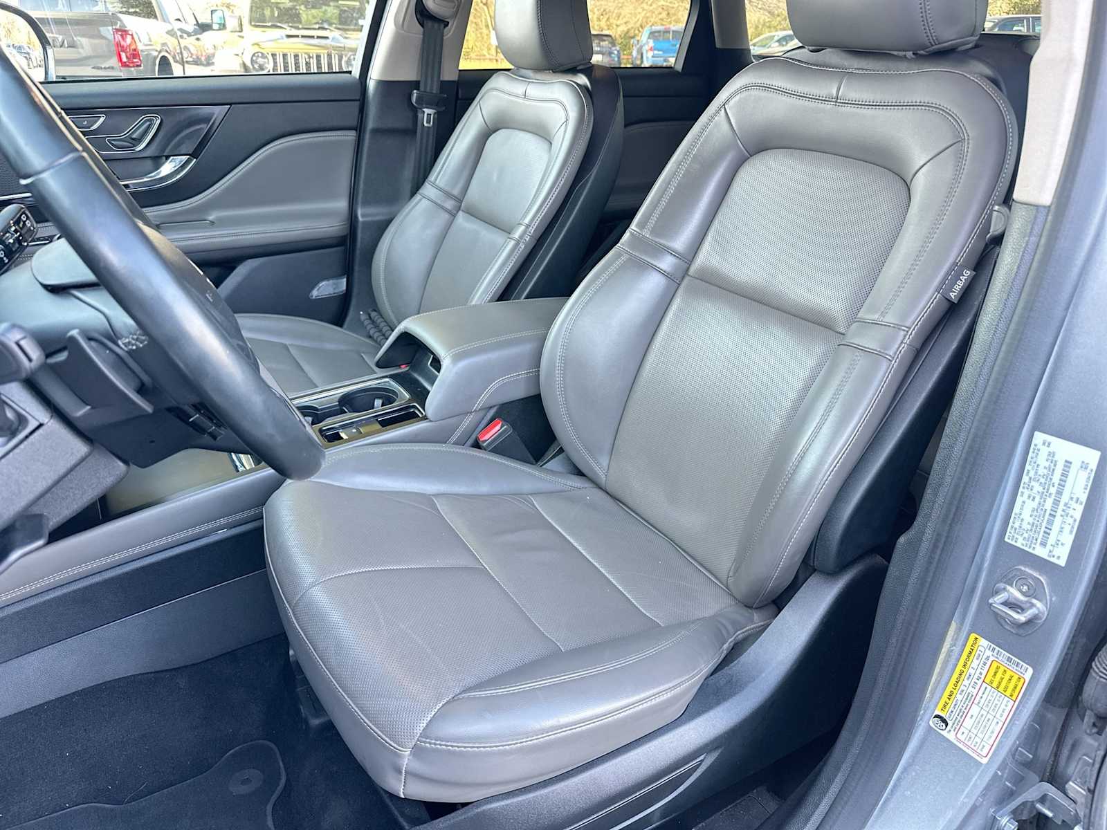 Thumbnail: 2023 Lincoln Corsair - 17