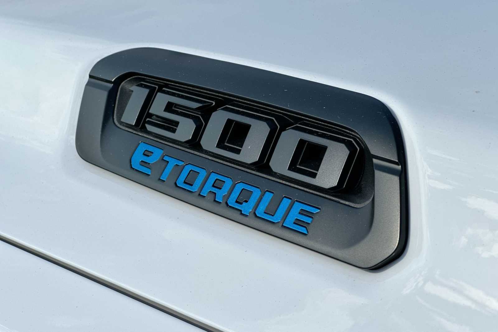 Thumbnail: 2025 RAM 1500 - 15