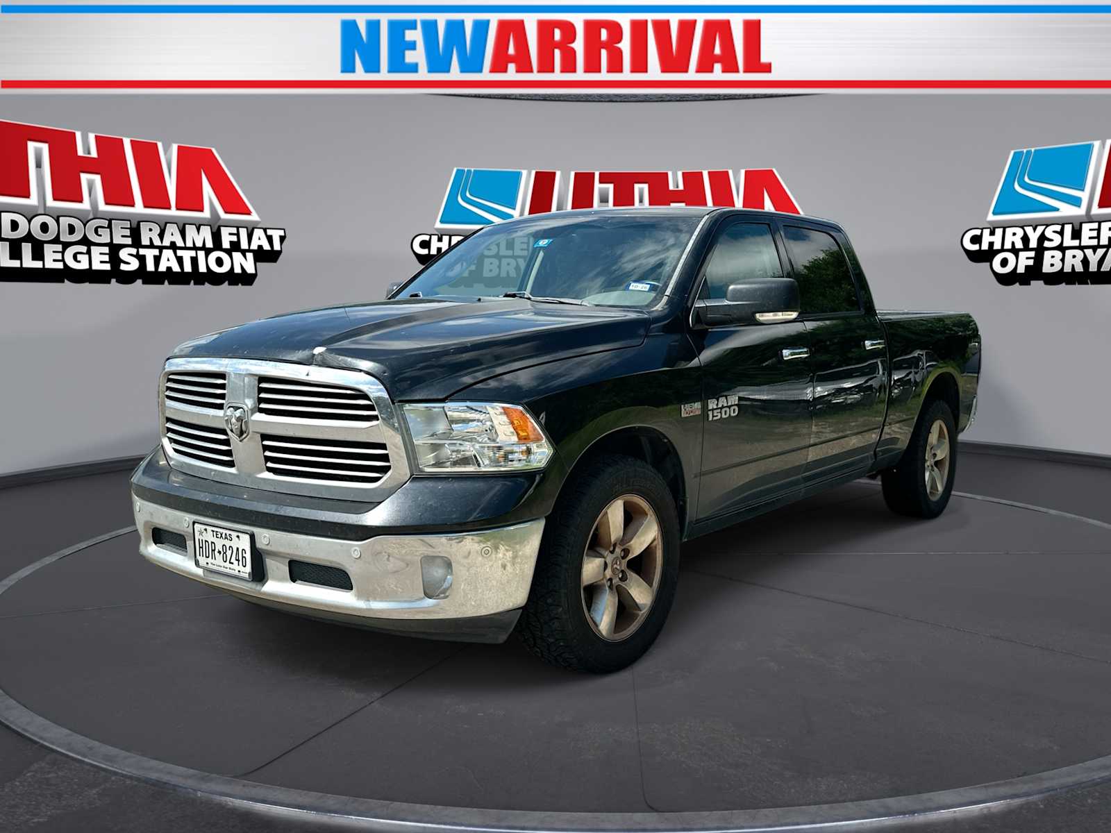 2016 RAM 1500 Lone Star 4x4 Crew Cab 6'4's photo