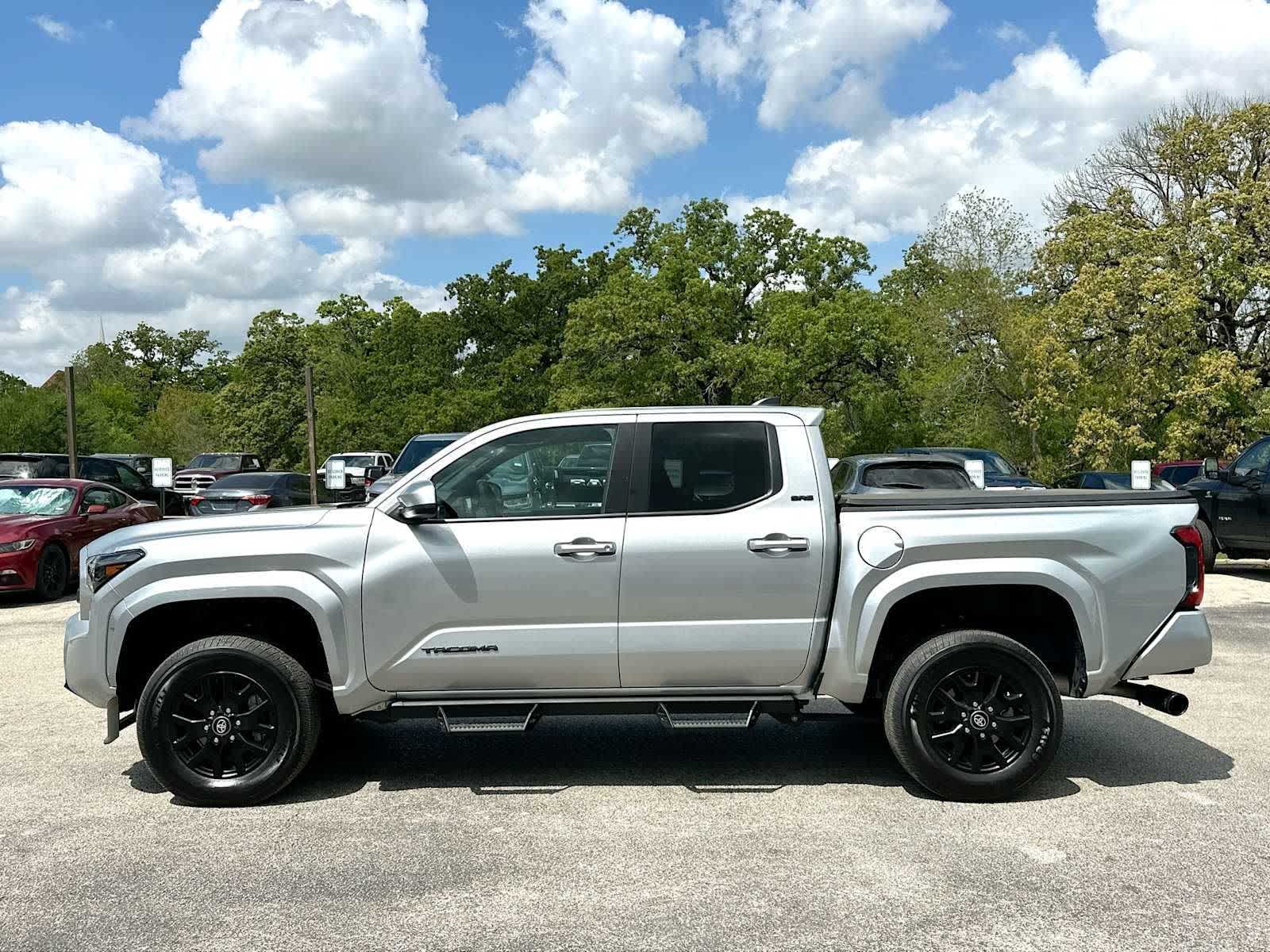 Thumbnail: 2025 Toyota Tacoma - 12