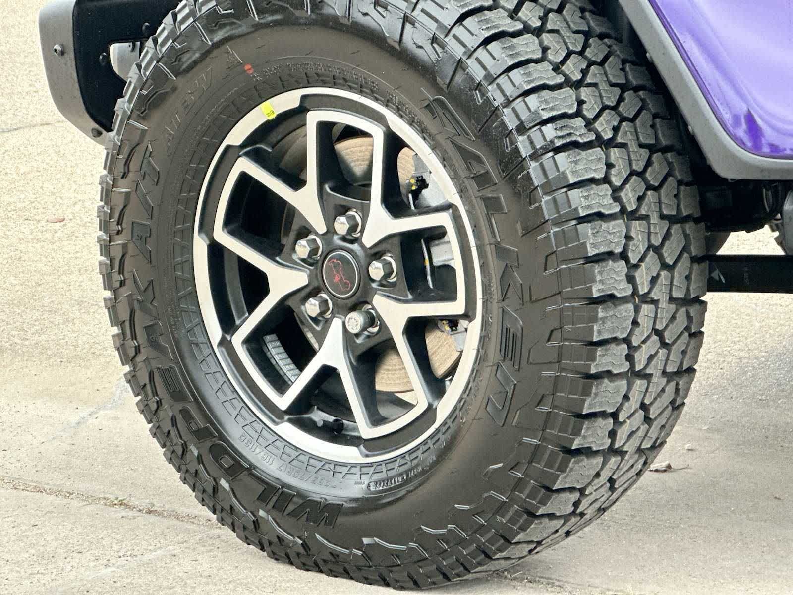 Thumbnail: 2026 Jeep Gladiator - 11