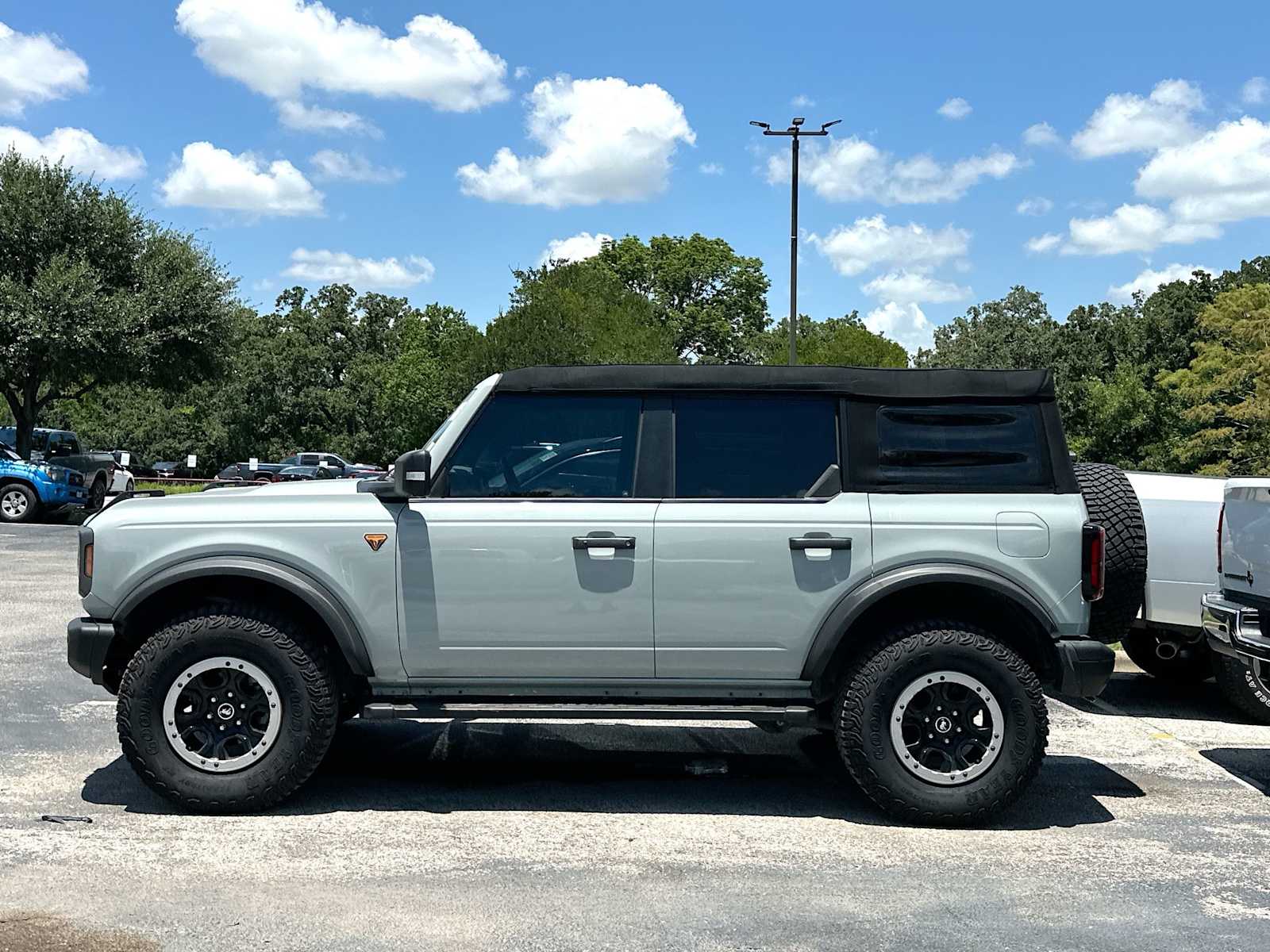 2023 Ford Bronco 4-Door Badlands - Photo 6