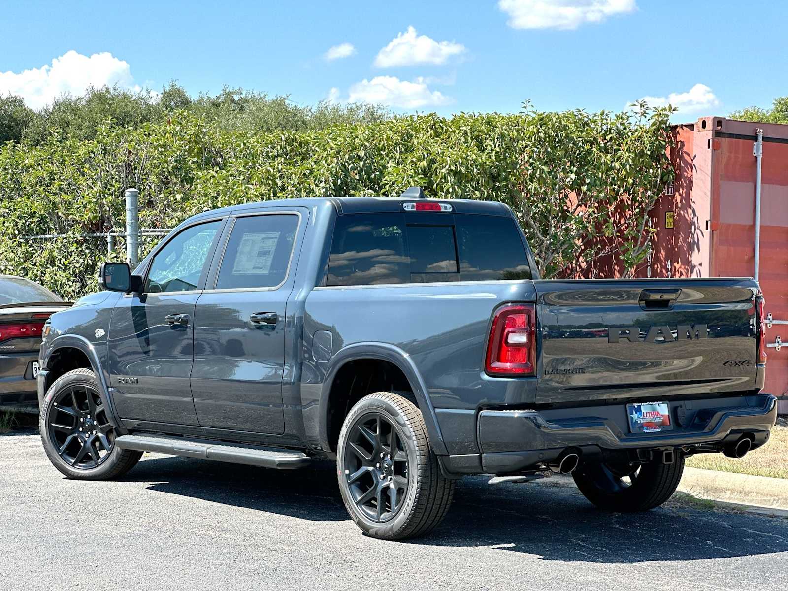 New 2026 Ram 1500 LARAMIE CREW CAB 4X4 Pickup