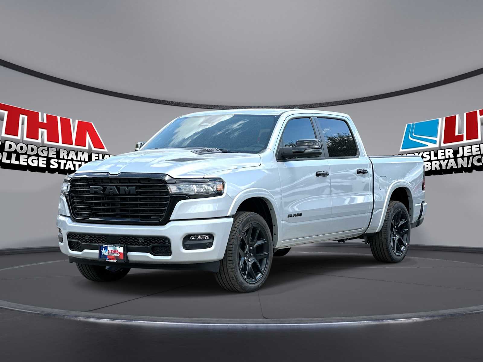 New 2026 Ram 1500 LARAMIE CREW CAB 4X4 5'7 BOX
