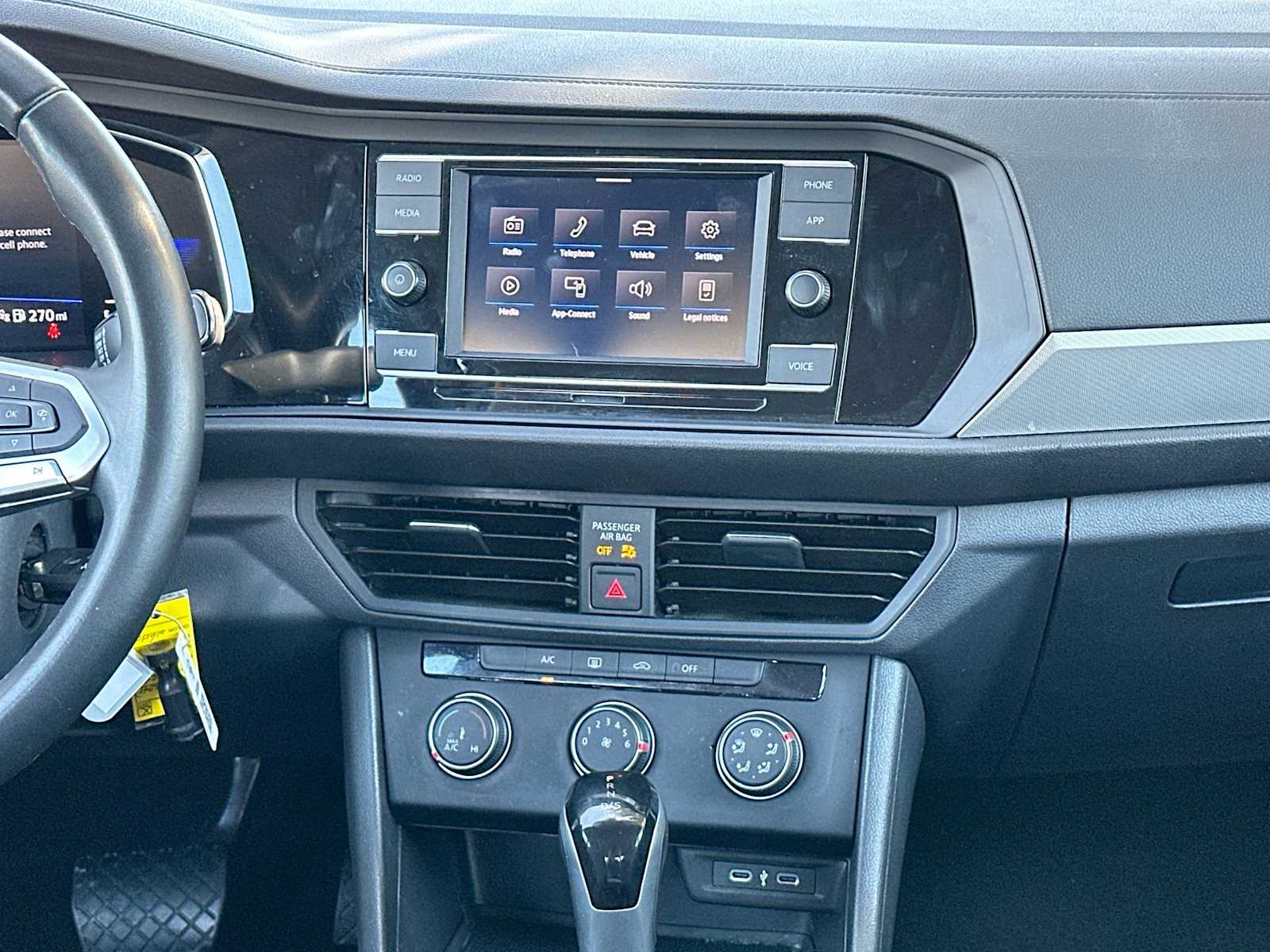 Thumbnail: 2024 Volkswagen Jetta - 26