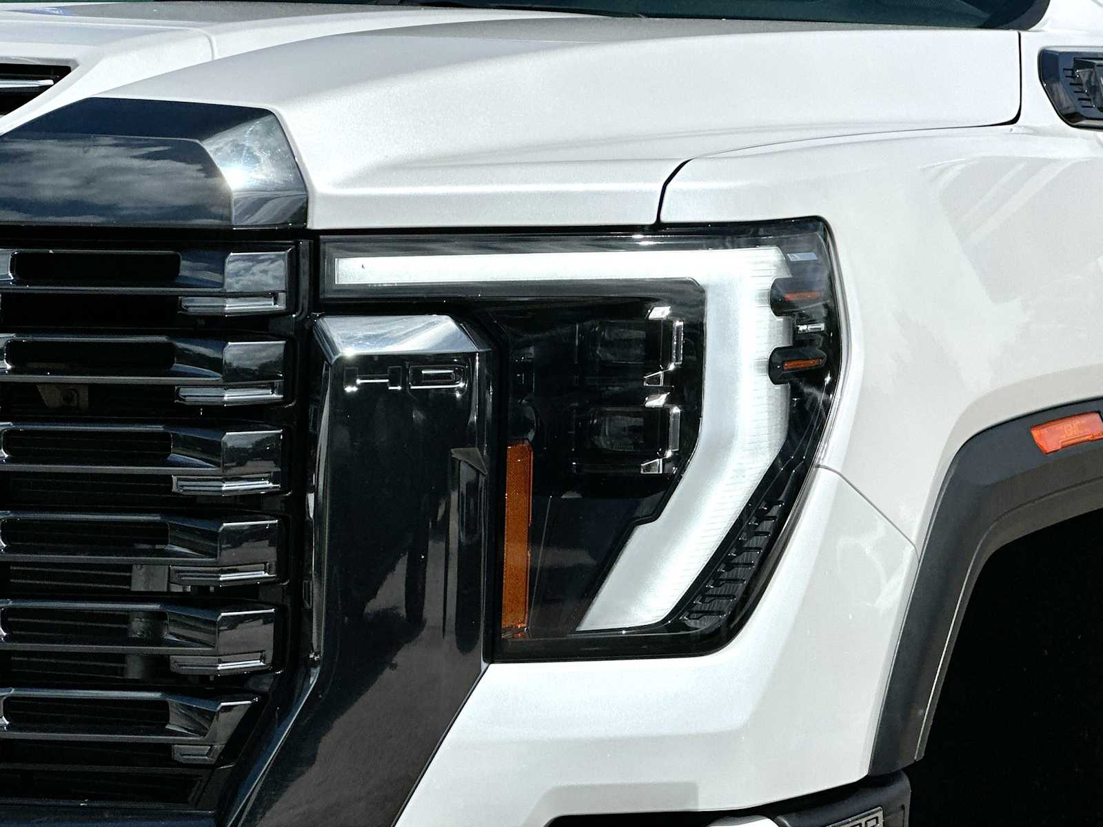 Thumbnail: 2024 GMC Sierra 2500 - 16