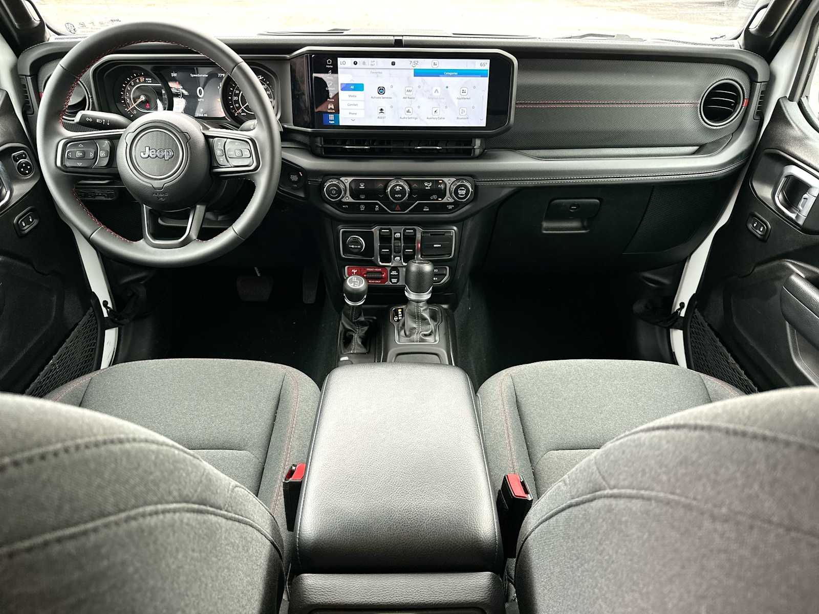 Thumbnail: 2024 Jeep Gladiator - 25